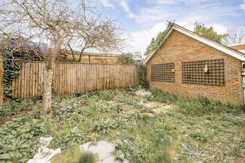 12 Wighton Mews, Isleworth, TW7 4DZ
