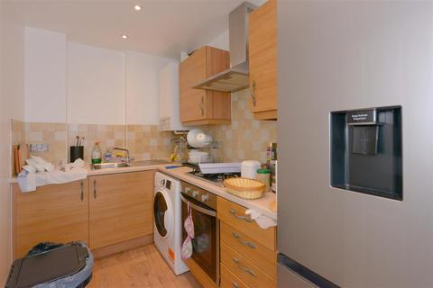 2 bedroom apartment for sale, Simpson Square, St Michaels Street, Shrewsbury