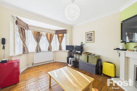 2 bedroom maisonette for sale, Uxbridge Road, Feltham, Middlesex, TW13