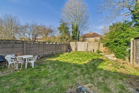 undefined, Uxbridge Road, Feltham, Middlesex, TW13