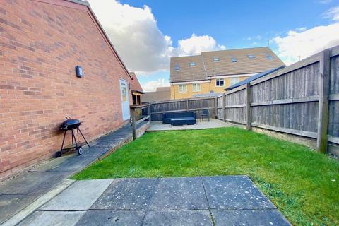 4 bedroom end of terrace house for sale, Kelburn Road, Orton Northgate, Peterborough