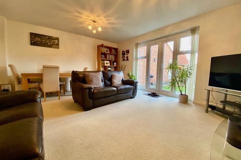 4 bedroom end of terrace house for sale, Kelburn Road, Orton Northgate, Peterborough