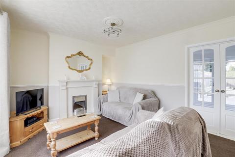 3 bedroom semi-detached house for sale, Chester Road, Bakersfield NG3