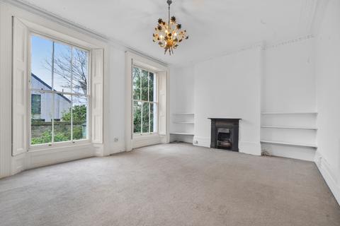 2 bedroom ground floor flat to rent, Shooters Hill Road Blackheath SE3