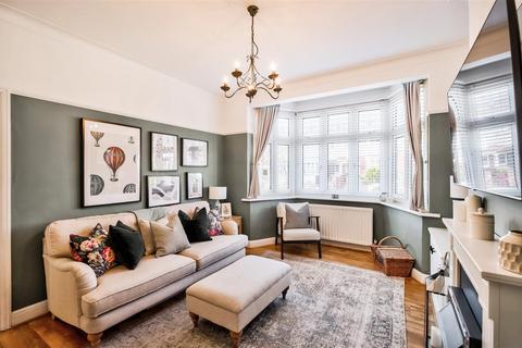 4 bedroom terraced house for sale, Cranbourne Avenue, Wanstead