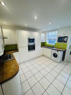 3 bedroom house to rent, Duffryn Crescent, Llanharan
