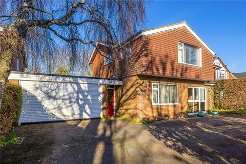 undefined, The Avenue, Dunstable, Bedfordshire, LU6