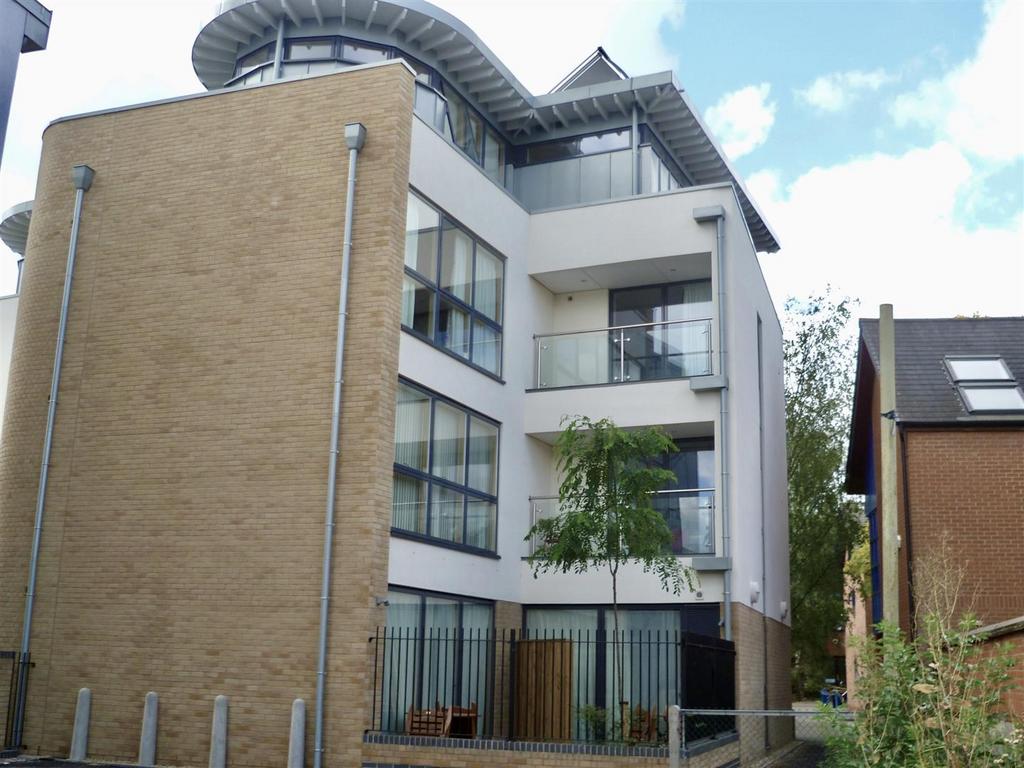 11 Byron House - 8.JPG