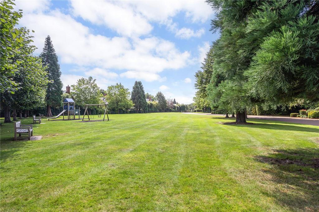 Communal Grounds