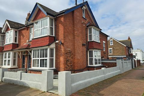 6 bedroom end of terrace house for sale, Rylstone Road, Redoubt, Eastbourne BN22