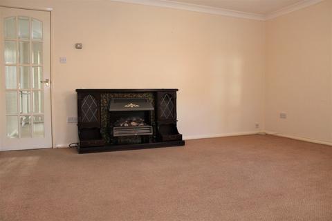 2 bedroom semi-detached house to rent, Albion St, Newark, Notts, NG24