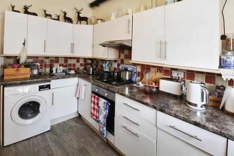 2 bedroom flat for sale, George Street, Newark, NG24