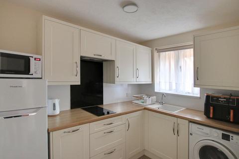 2 bedroom retirement property for sale, Alderbrook Court, The Alders, West Wickham