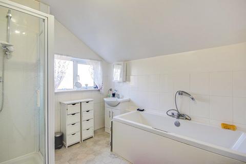 126 Reservoir Road, Gloucester, GL4 6RY