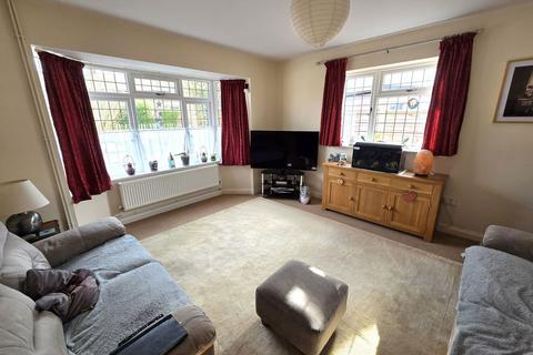 4 bedroom chalet for sale, Waresley Road, Sandy SG19