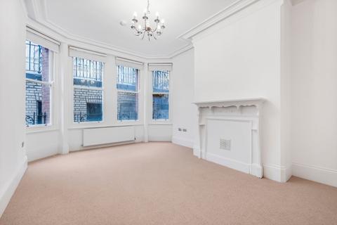 4 bedroom flat to rent, Carlisle Place London SW1P