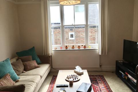 2 bedroom flat to rent, Salisbury Road, High Barnet EN5