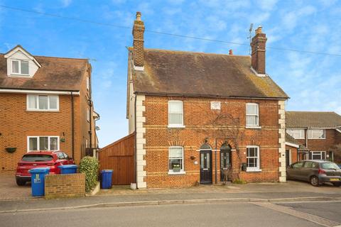 3 bedroom house for sale, Forge Lane, Upchurch