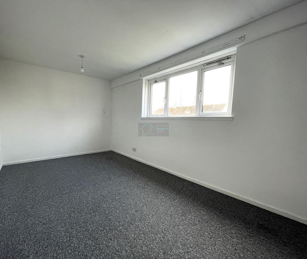Bedroom 1a.JPG