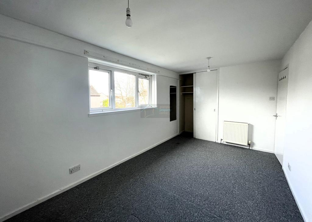 Bedroom 1b.JPG