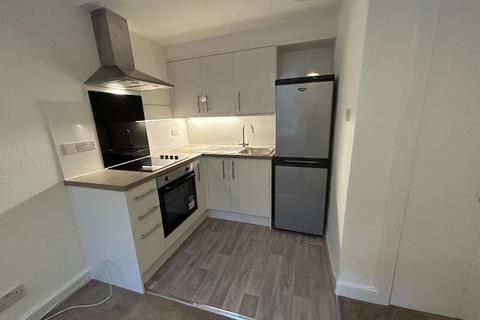 1 bedroom flat to rent, Glen Street, Tollcross, Edinburgh, EH3