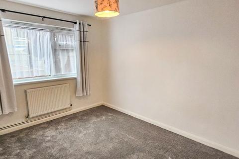 66 Chadwin Road, London, E13 8NF