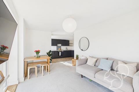 2 bedroom penthouse for sale, Baronswood Way, Colchester