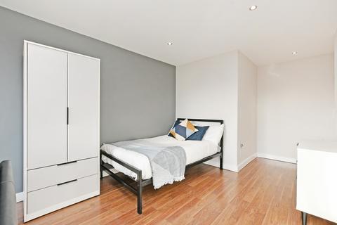 Studio to rent, Plot Apartment 505, West One Cube Studio at Sheffield, Apartment 505, West One Cube, 2 Broomhall Street S3