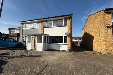 3 bedroom end of terrace house for sale, Brampton Close, Corringham, SS17