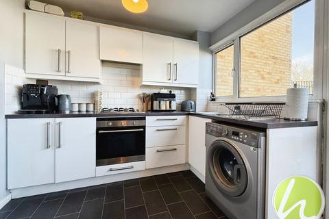 7 Brampton Close, Corringham, Stanford-le-hope, SS17 7NS