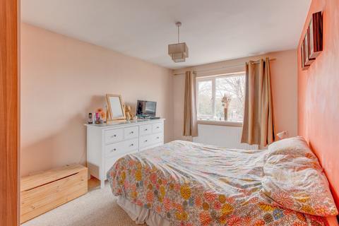 93 Arrow Road North, Redditch, B98 8NT