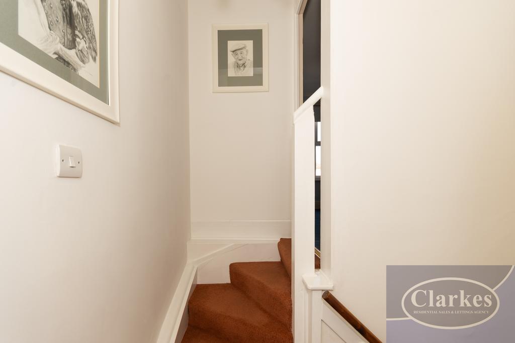 Fc 012 4 eldon rd 013