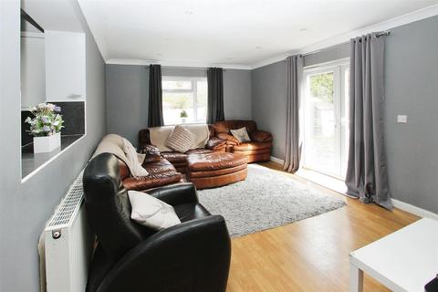 4 bedroom end of terrace house for sale, Fulston Place, Sittingbourne