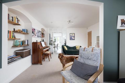 53 Smyth Road, Bristol, BS3 2DS