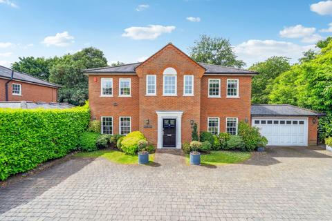 5 bedroom detached house for sale, Wood End Close, Farnham Common, SL2