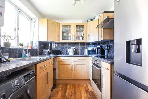 2 Peplow Close, Yiewsley, West Drayton, UB7 7XN