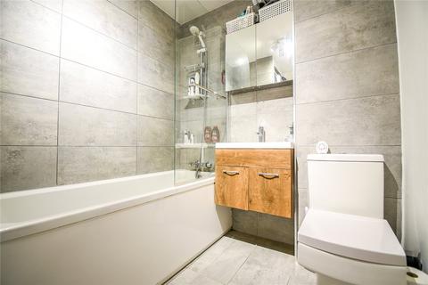 2 Peplow Close, Yiewsley, West Drayton, UB7 7XN