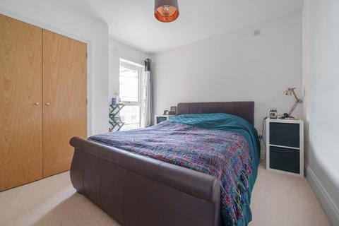 2 bedroom house for sale, Liberator Place, Chichester