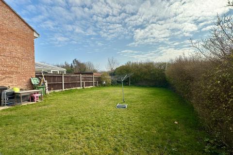 2 bedroom end of terrace house for sale, Beechwood Gardens, Lowestoft, Suffolk, NR33