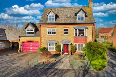 4 bedroom detached house for sale, Hayman Rise, Milton Keynes MK8