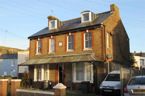 1 bedroom house for sale, Victoria Park, Herne Bay