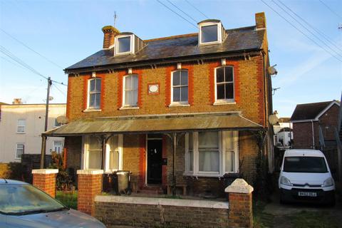 1 bedroom house for sale, Victoria Park, Herne Bay