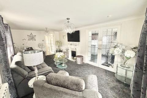 2 bedroom park home for sale, 276 Kings Park, Canvey Island