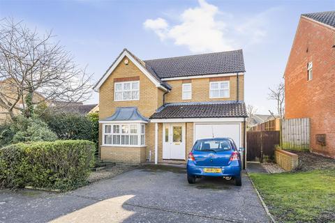 4 bedroom detached house for sale, Francis Groves Close, Bedford