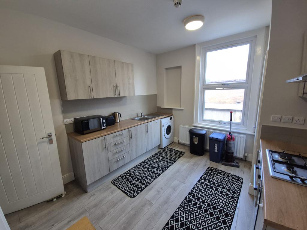 Glossop Road, Sheffield S10