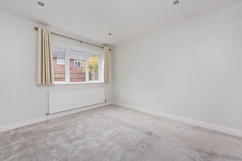 2 bedroom maisonette to rent, Anerley Park, Anerley, London, SE20