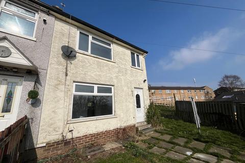 3 bedroom end of terrace house to rent, Coronation Way, Keighley, BD22