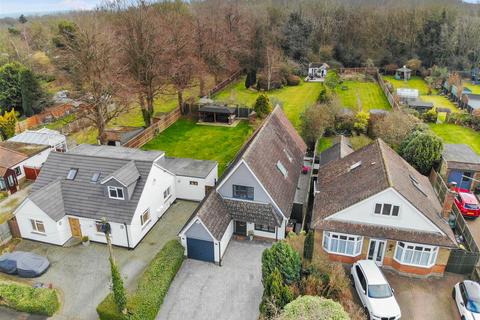 191 Bredhurst Road, Wigmore, Gillingham, ME8 0QX