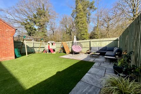 8 Cornucopia Grove, Barlaston, Stoke-on-trent, ST12 9FQ
