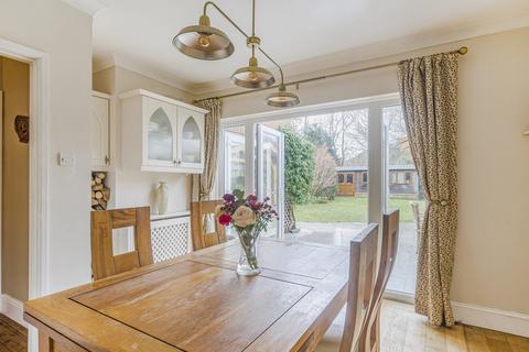 3 bedroom detached bungalow for sale, Whinwhistle Road, Romsey SO51